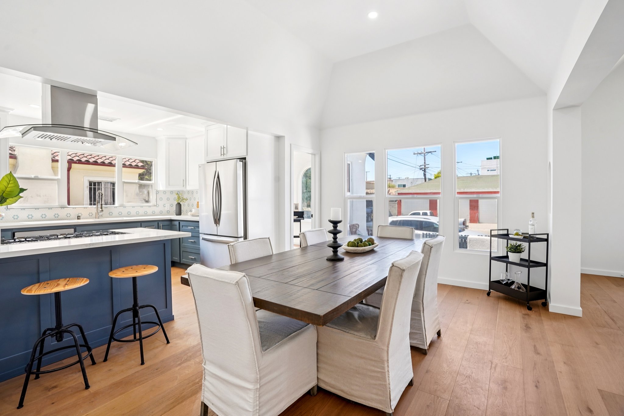 W 28th St-S0207-012.jpg