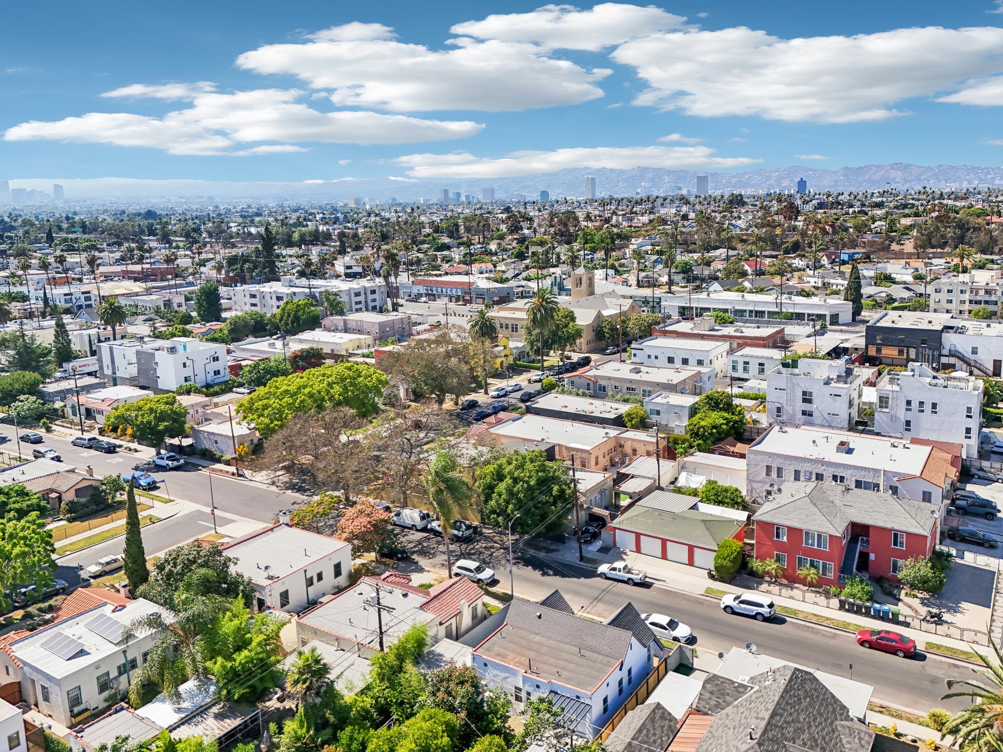 W 28th St-S0207-043.jpg