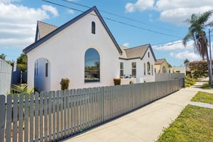 W 28th St-S0207-003.jpg