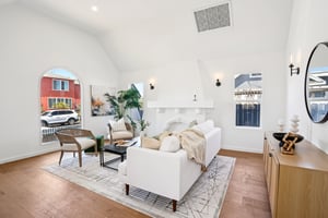 W 28th St-S0207-007.jpg