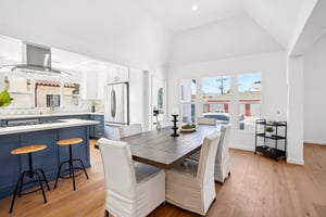 W 28th St-S0207-012.jpg