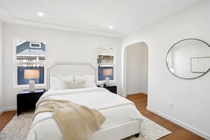 W 28th St-S0207-029.jpg