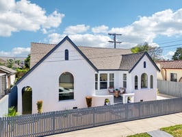 W 28th St-S0207-039.jpg