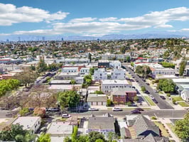 W 28th St-S0207-042.jpg