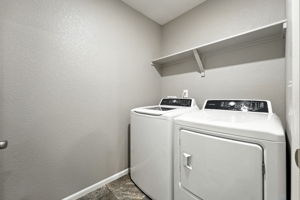  Photo 51