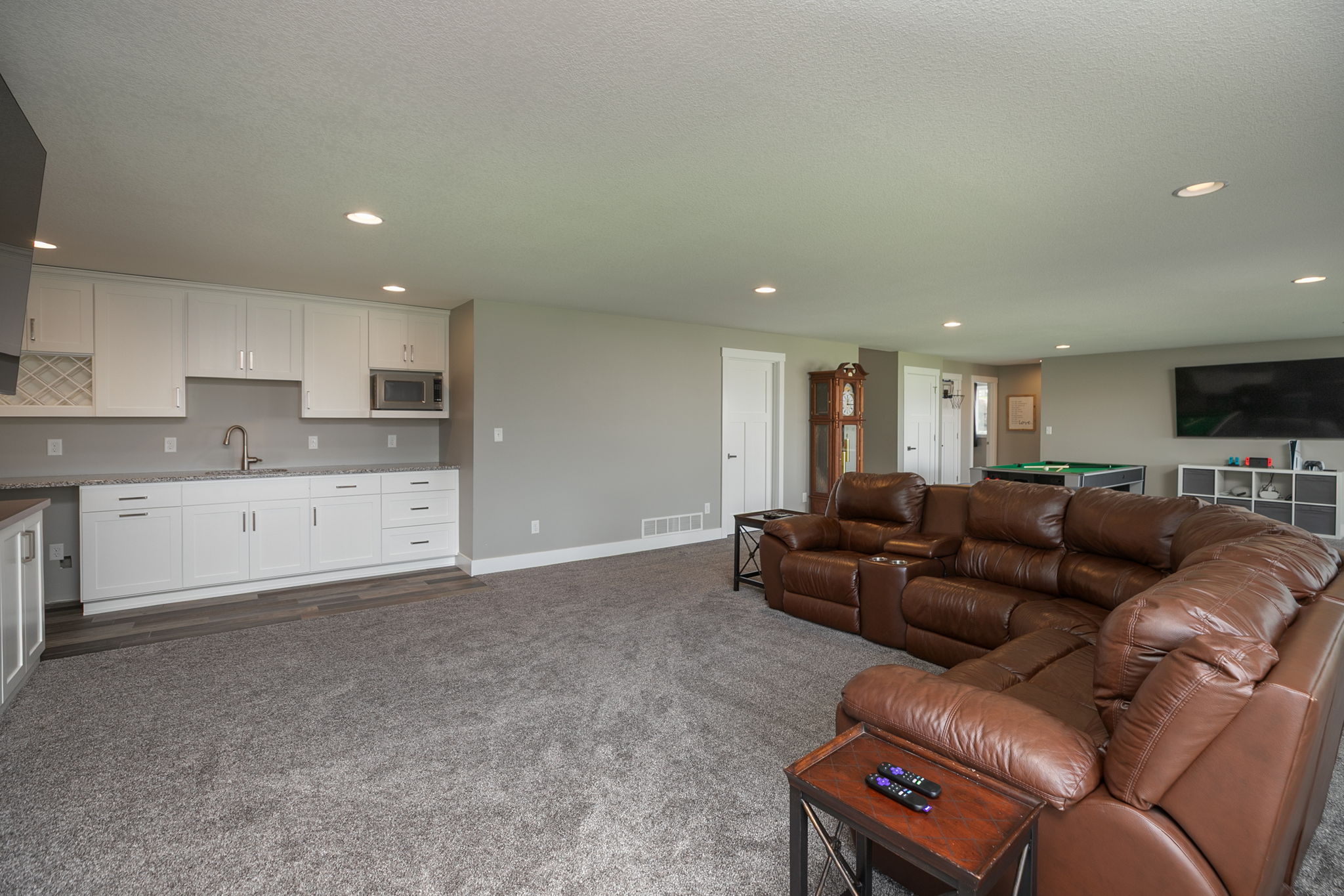 29-Family Room