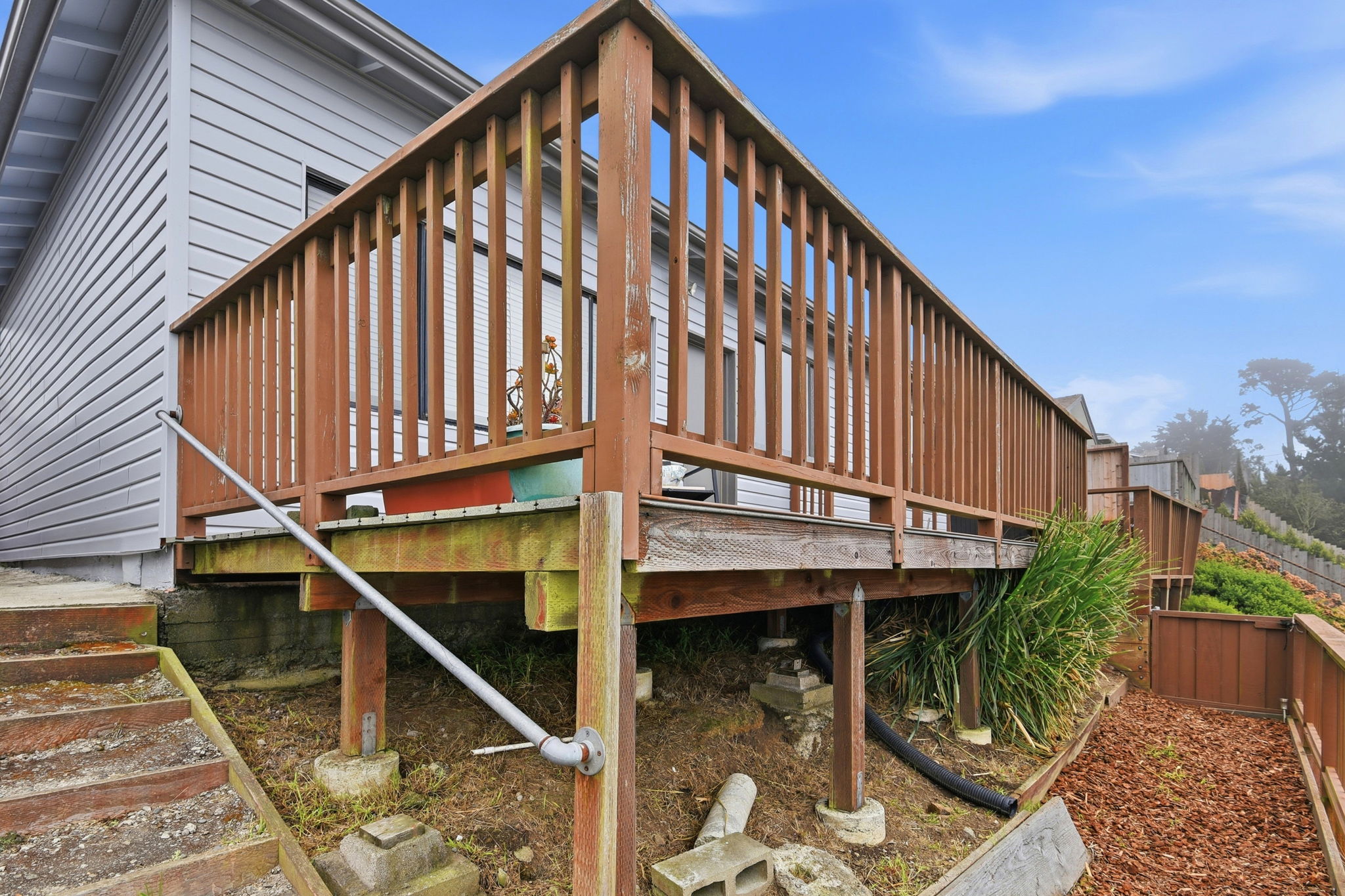 044_F8_444 Heathcliff Dr