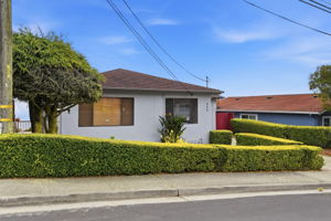 005_F8_444 Heathcliff Dr