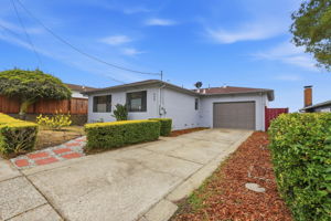 006_F8_444 Heathcliff Dr