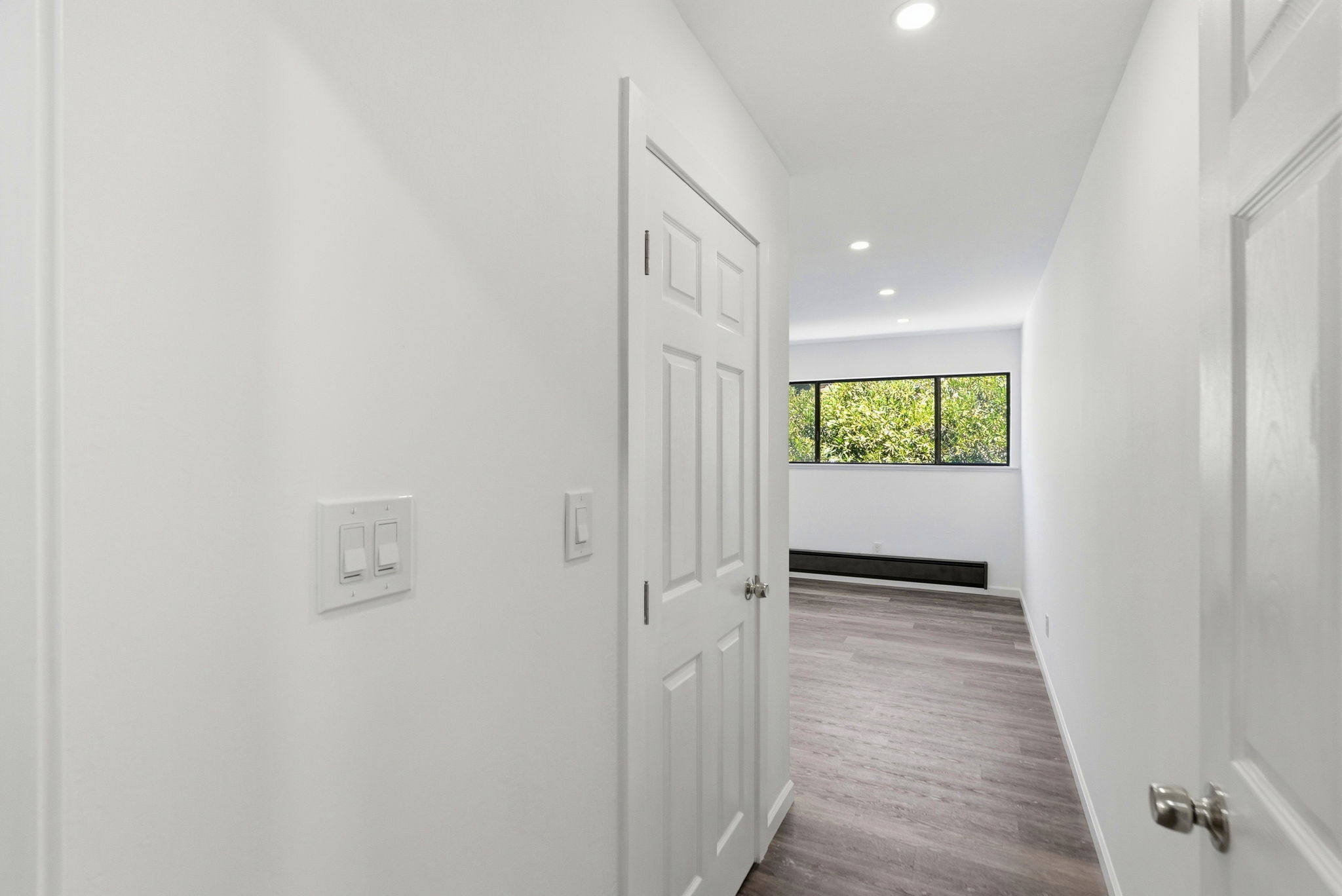 015_F8_444 Merritt Ave 202
