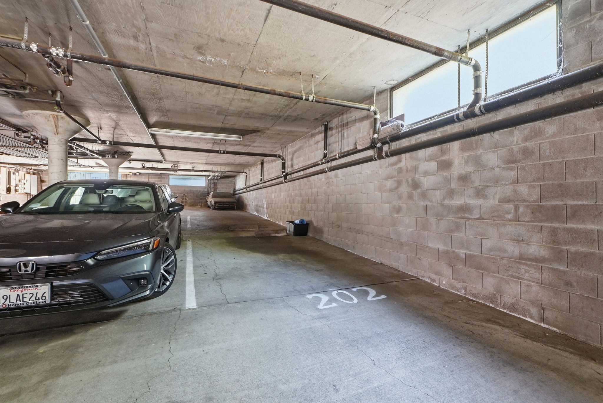 028_F8_444 Merritt Ave 202