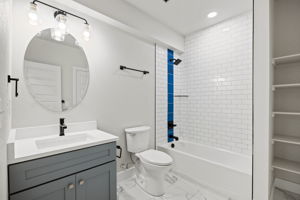  Photo 23