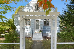  Photo 0