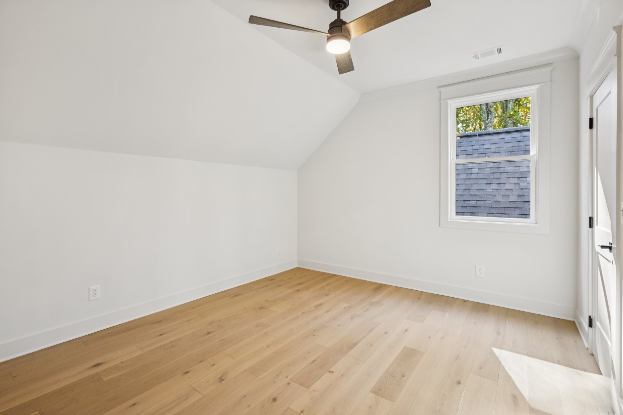 Local_Flavor_films-4440 KD Kruzel Dr, Cumming, GA 30041-221.jpg