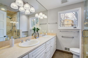 Bedroom 1 Bathroom 1