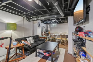 Primrose Ave-S2307-033.jpg