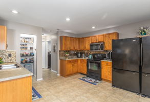 4443 Westhill Pl-13