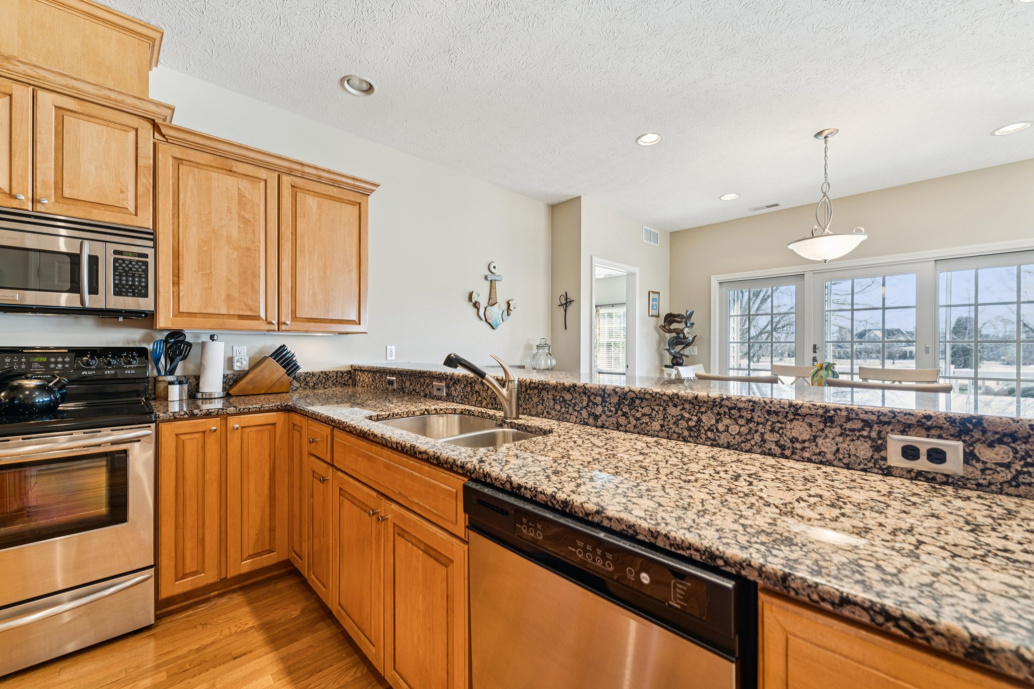 E Harbors Edge Dr-S2702-016.jpg