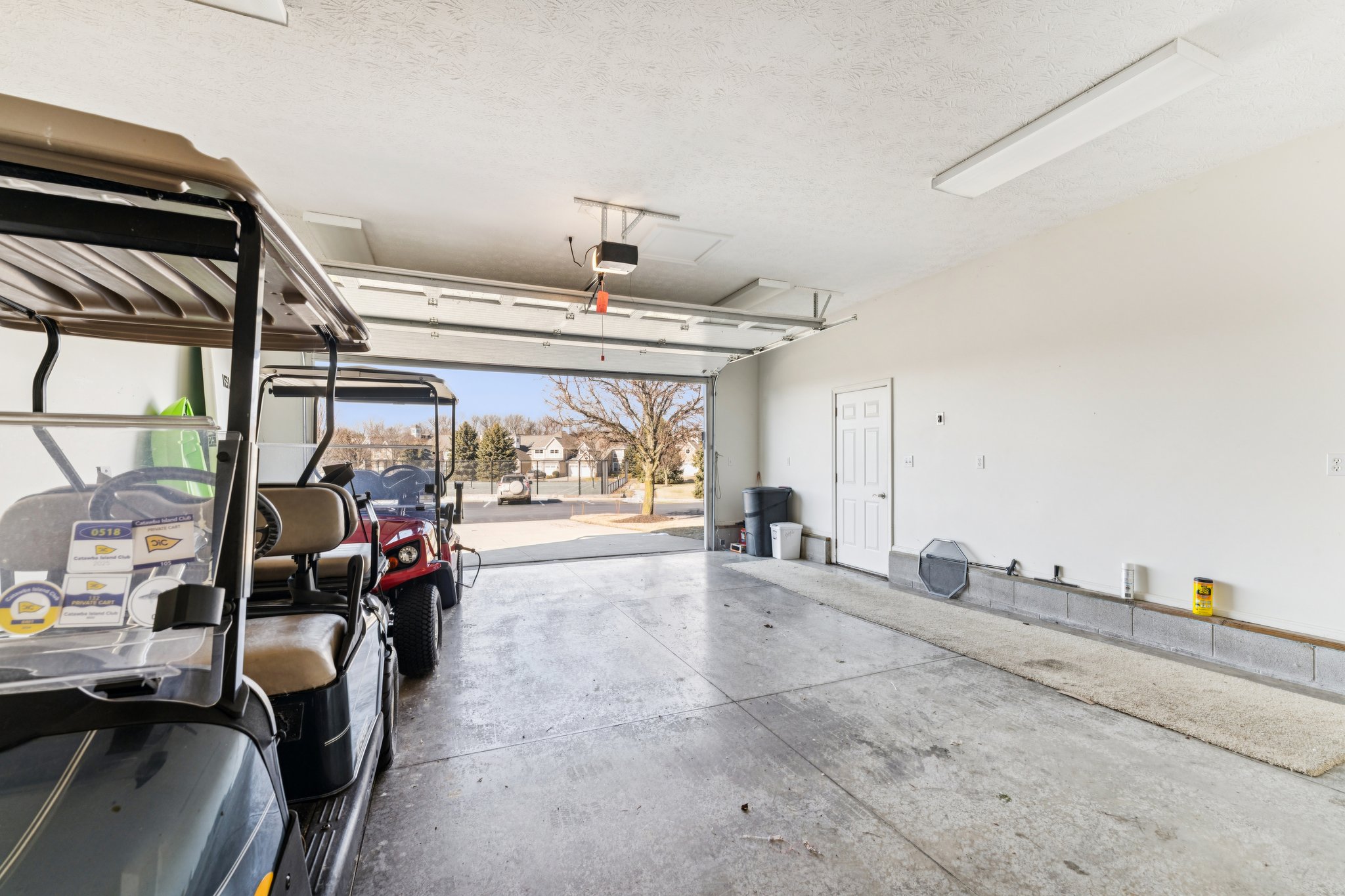 E Harbors Edge Dr-S2702-045.jpg