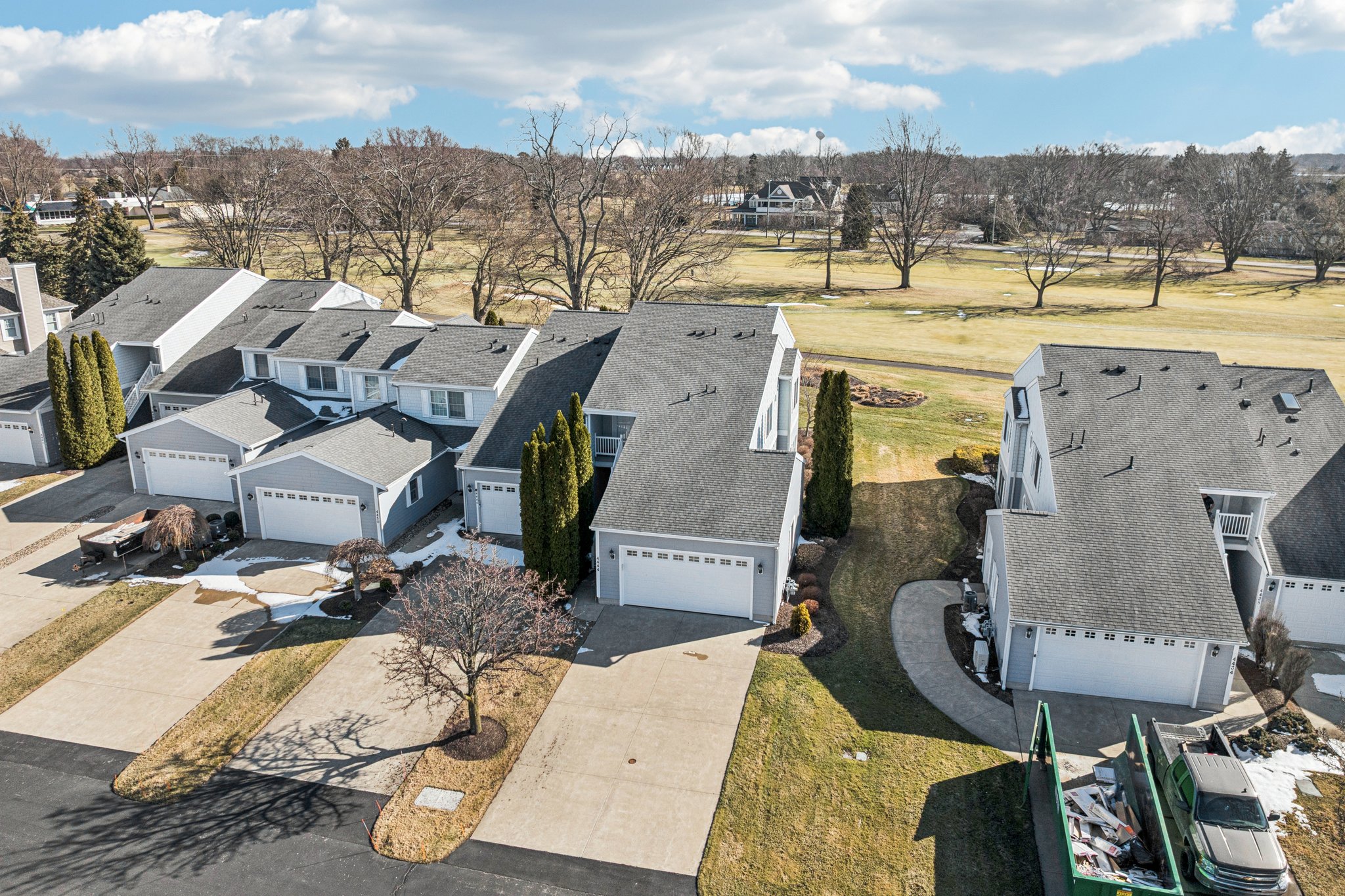 E Harbors Edge Dr-S2702-052.jpg