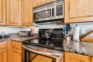 E Harbors Edge Dr-S2702-018.jpg