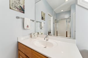 E Harbors Edge Dr-S2702-021.jpg