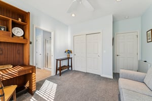 E Harbors Edge Dr-S2702-025.jpg