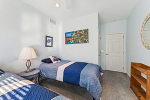 E Harbors Edge Dr-S2702-029.jpg