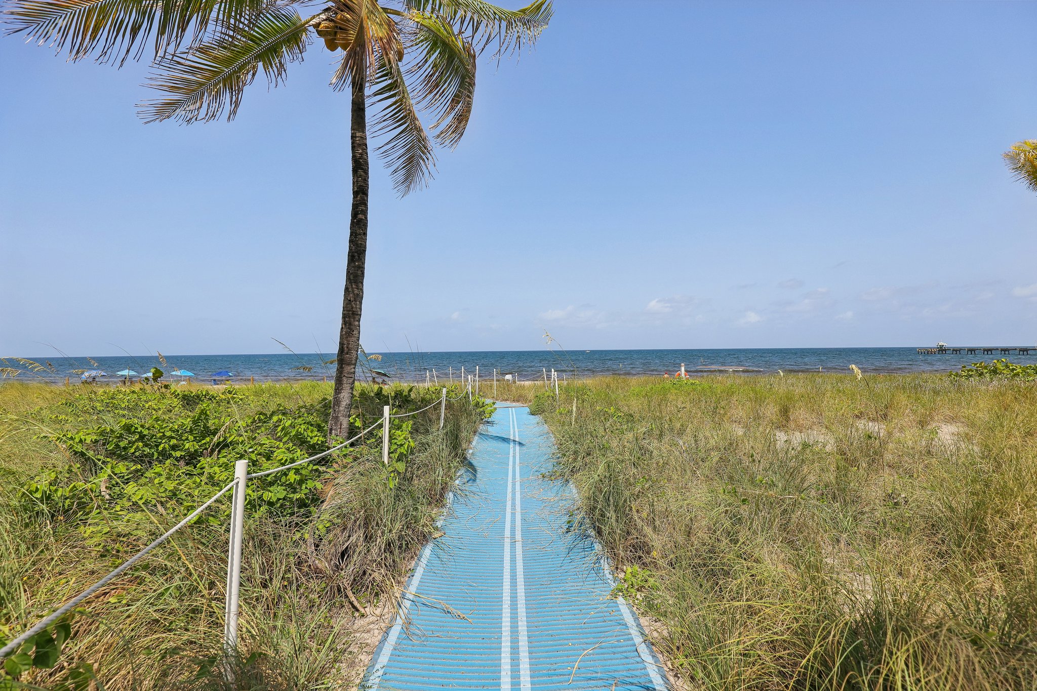 El Mar Dr 3304-0907-915.jpg