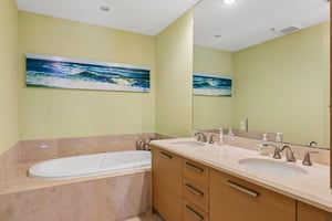 El Mar Dr 3304-S0907-027.jpg