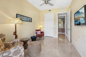 El Mar Dr 3304-S0907-030.jpg
