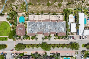 El Mar Dr 3304-S0907-059.jpg