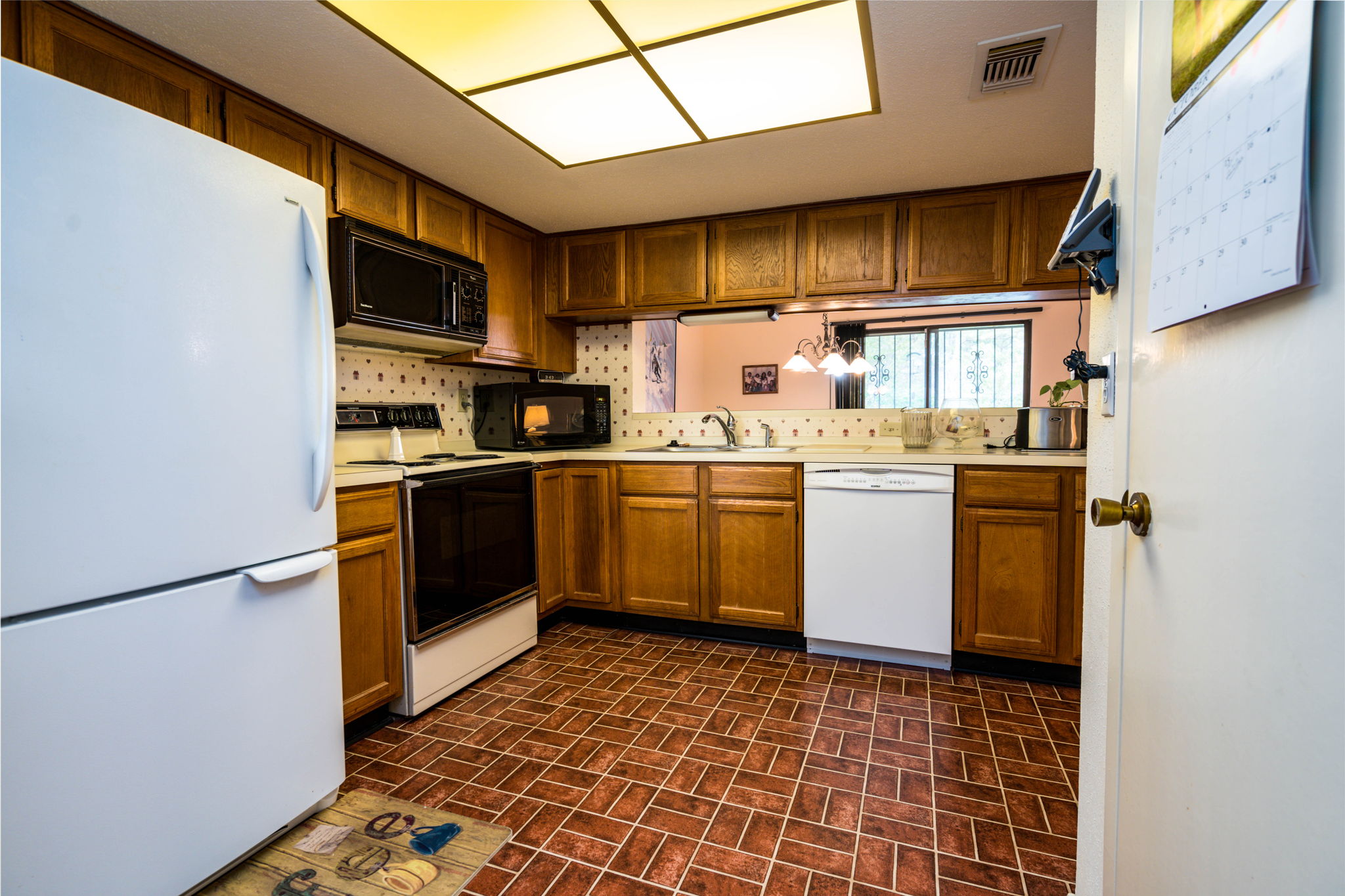 4444 Victory Drive Unit 1107, Houston, TX 77088 Clutch City Photography