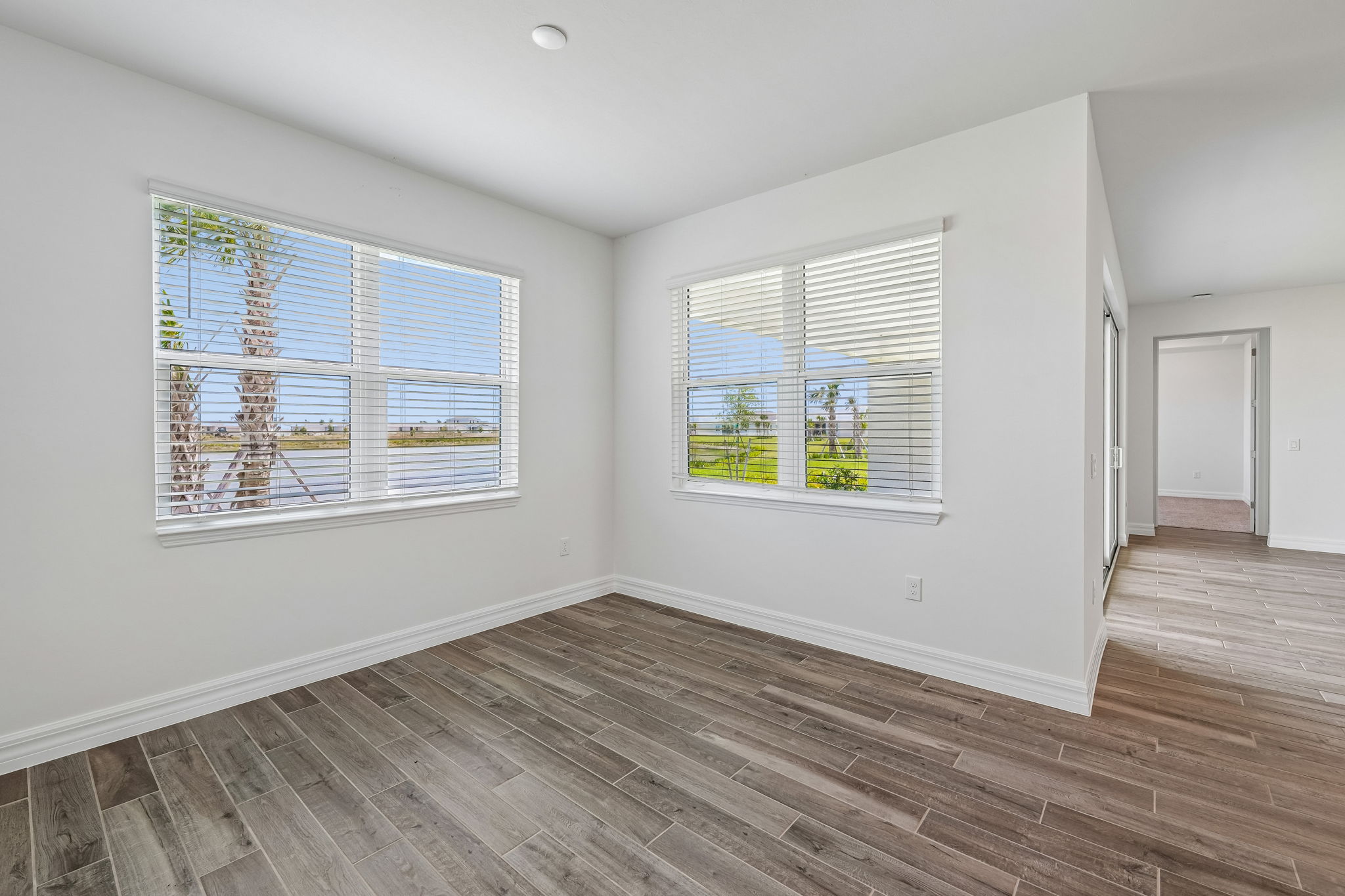 South Florida - Crescent Lakes - 44456 Frontier Drive Punta Gorda FL 33982-004