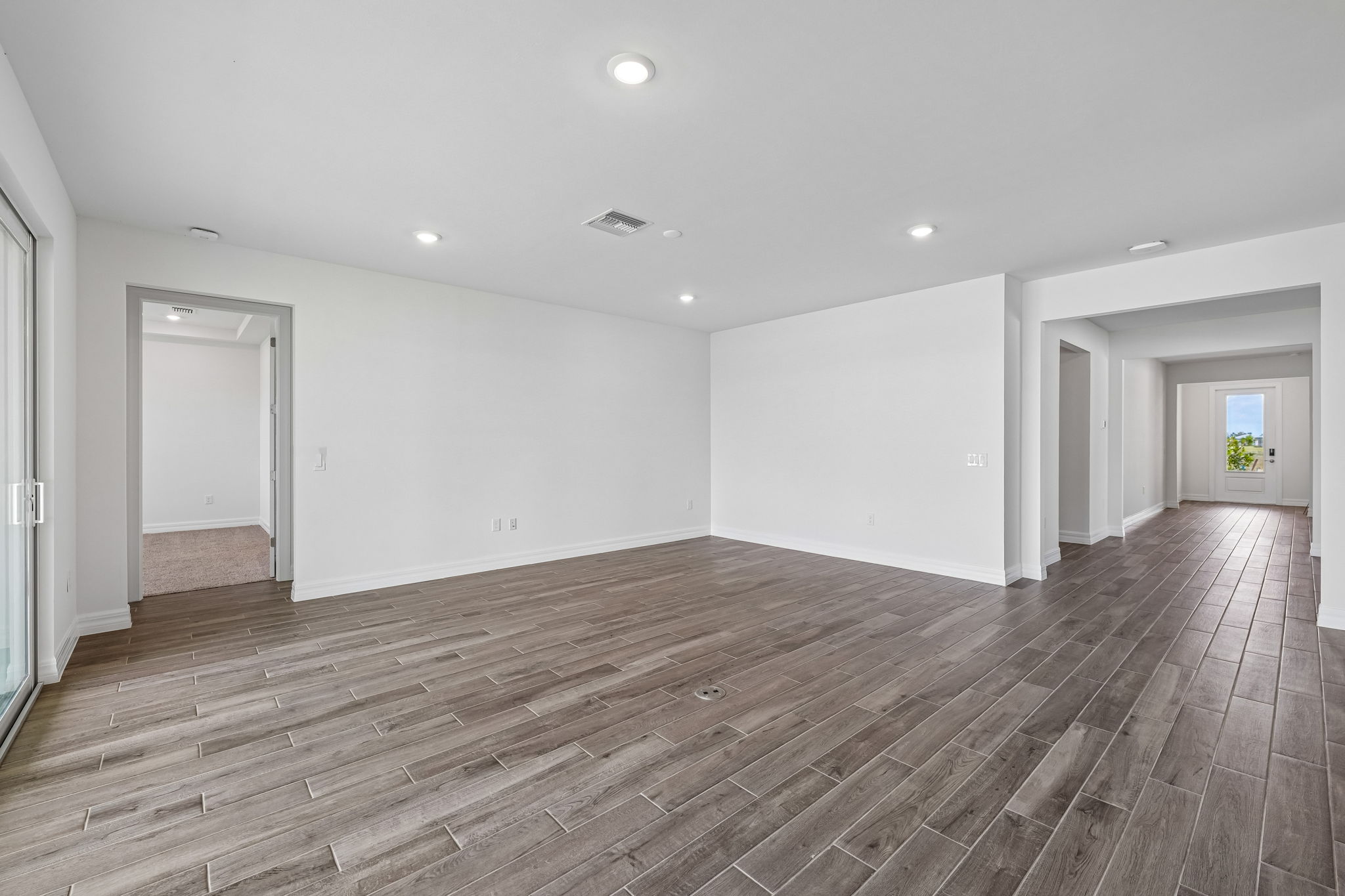 South Florida - Crescent Lakes - 44456 Frontier Drive Punta Gorda FL 33982-005