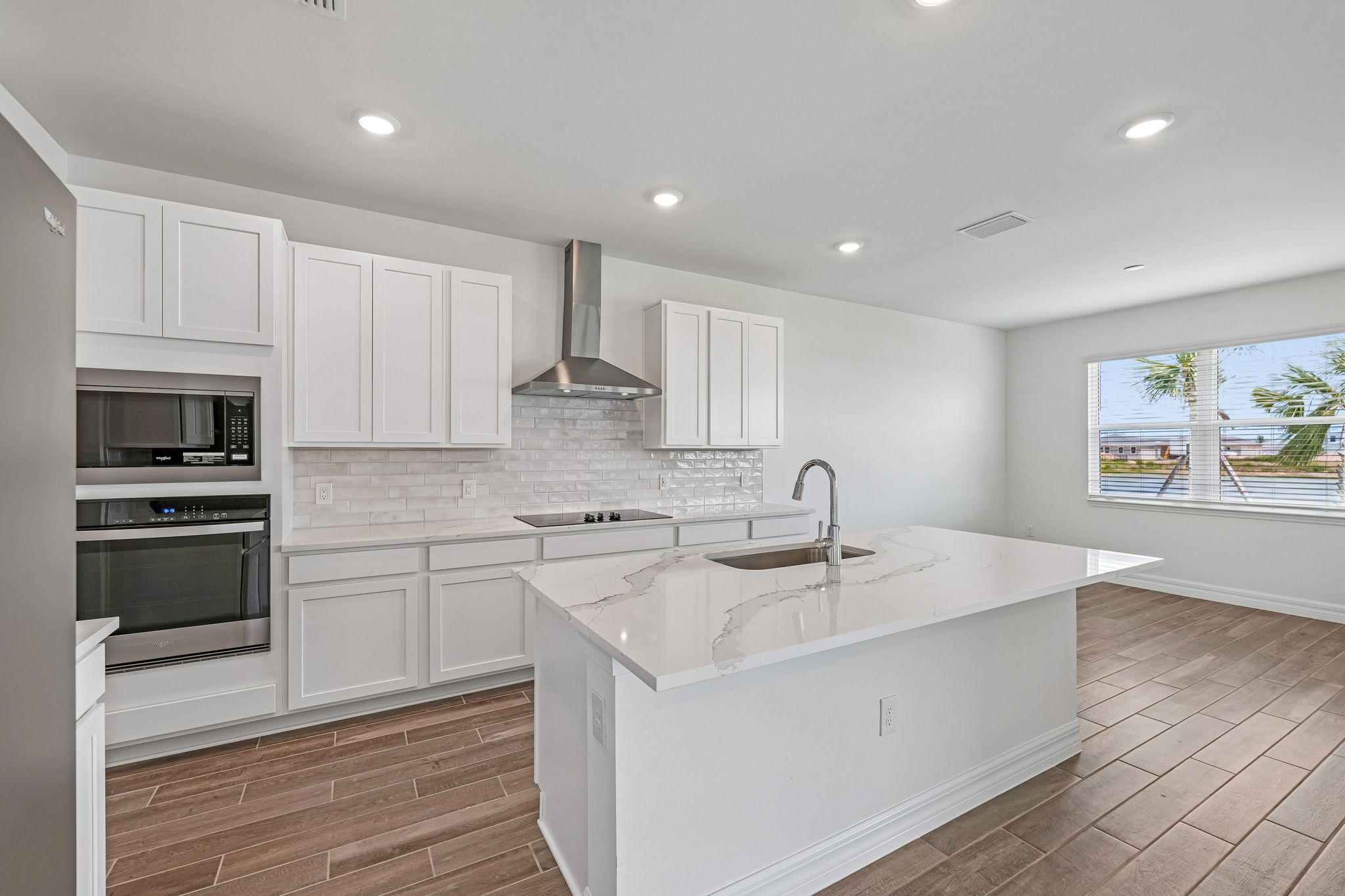 South Florida - Crescent Lakes - 44456 Frontier Drive Punta Gorda FL 33982-009