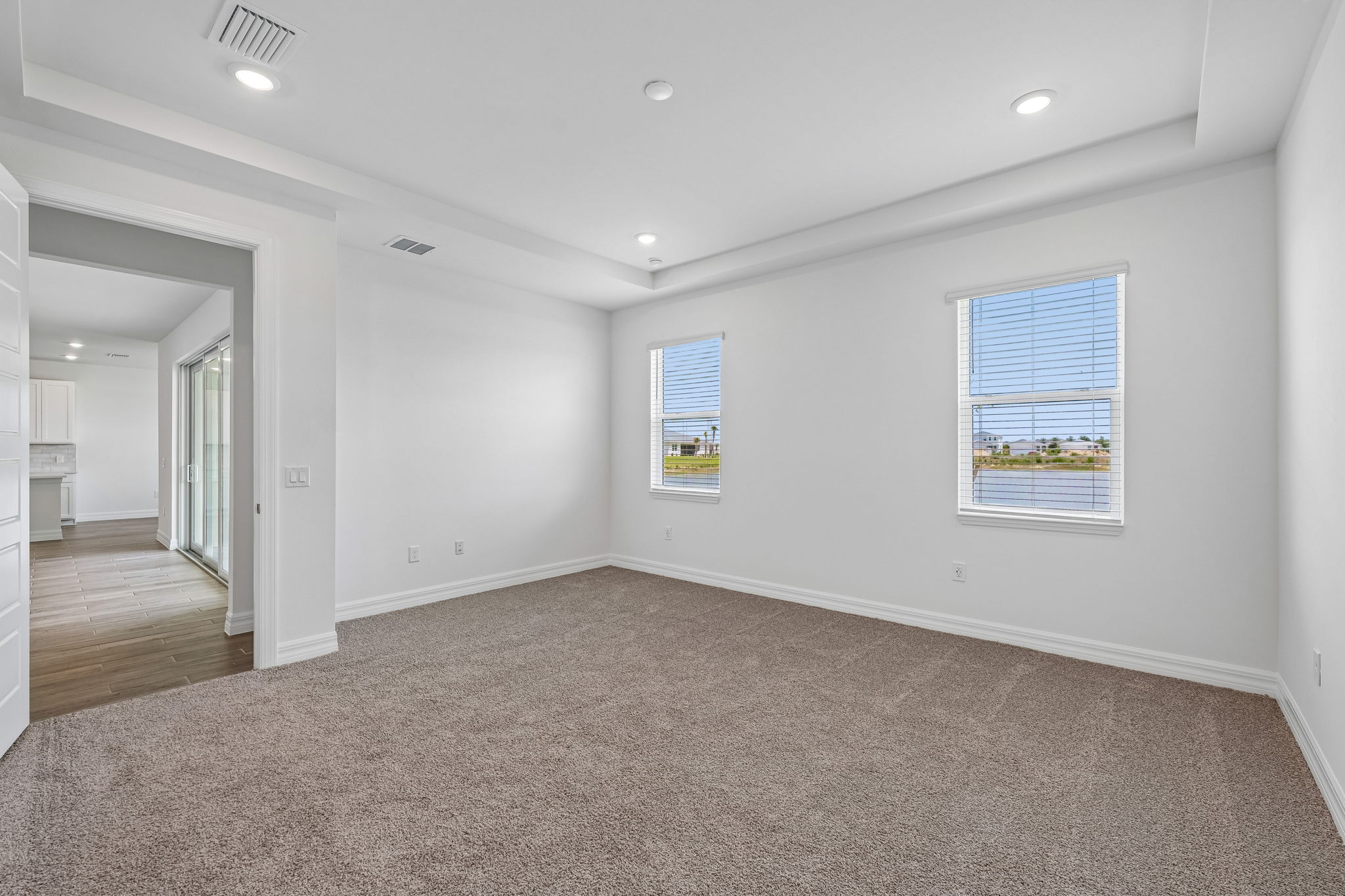 South Florida - Crescent Lakes - 44456 Frontier Drive Punta Gorda FL 33982-025