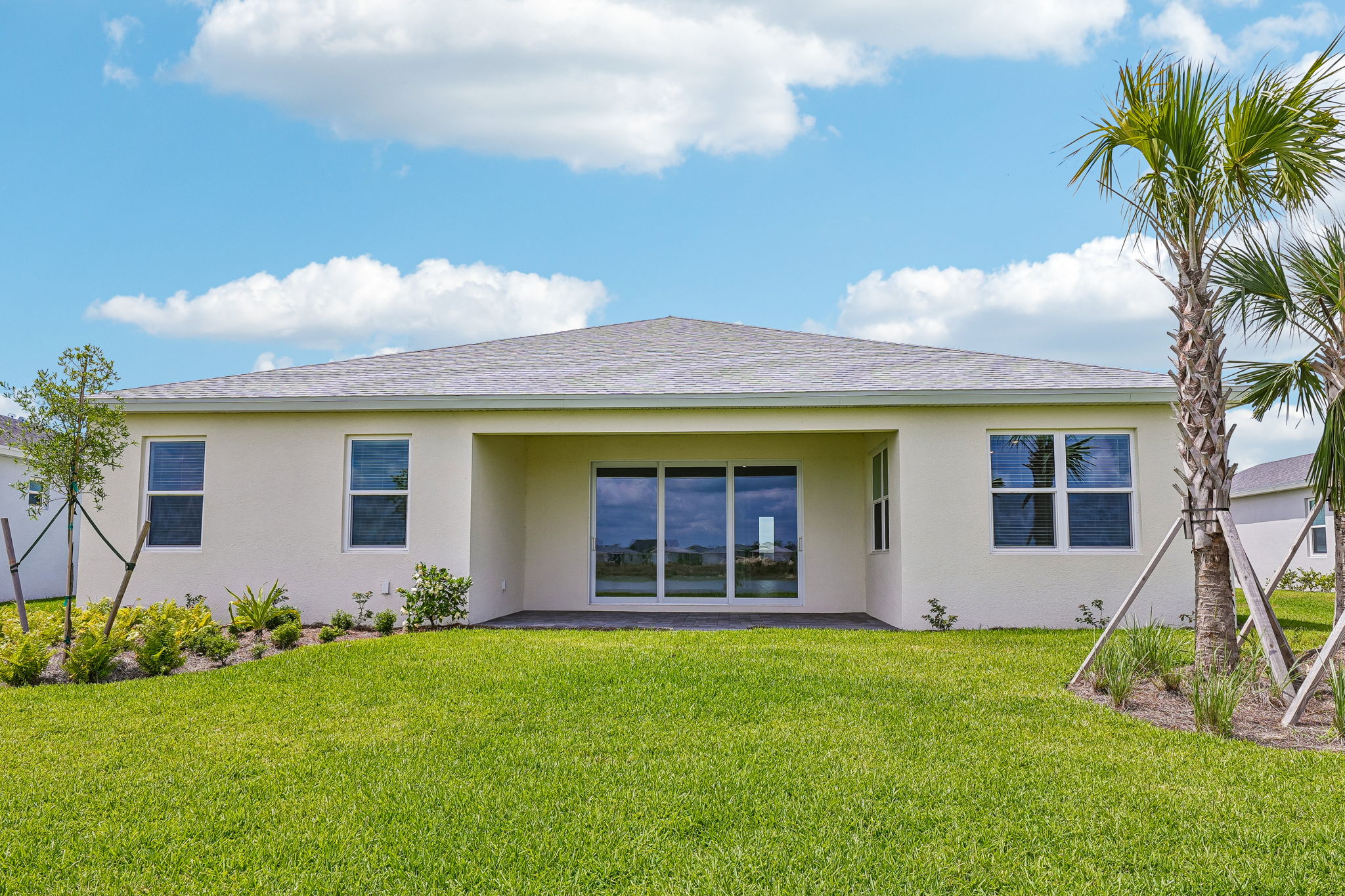 South Florida - Crescent Lakes - 44456 Frontier Drive Punta Gorda FL 33982-037