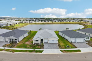 South Florida - Crescent Lakes - 44456 Frontier Drive Punta Gorda FL 33982-043