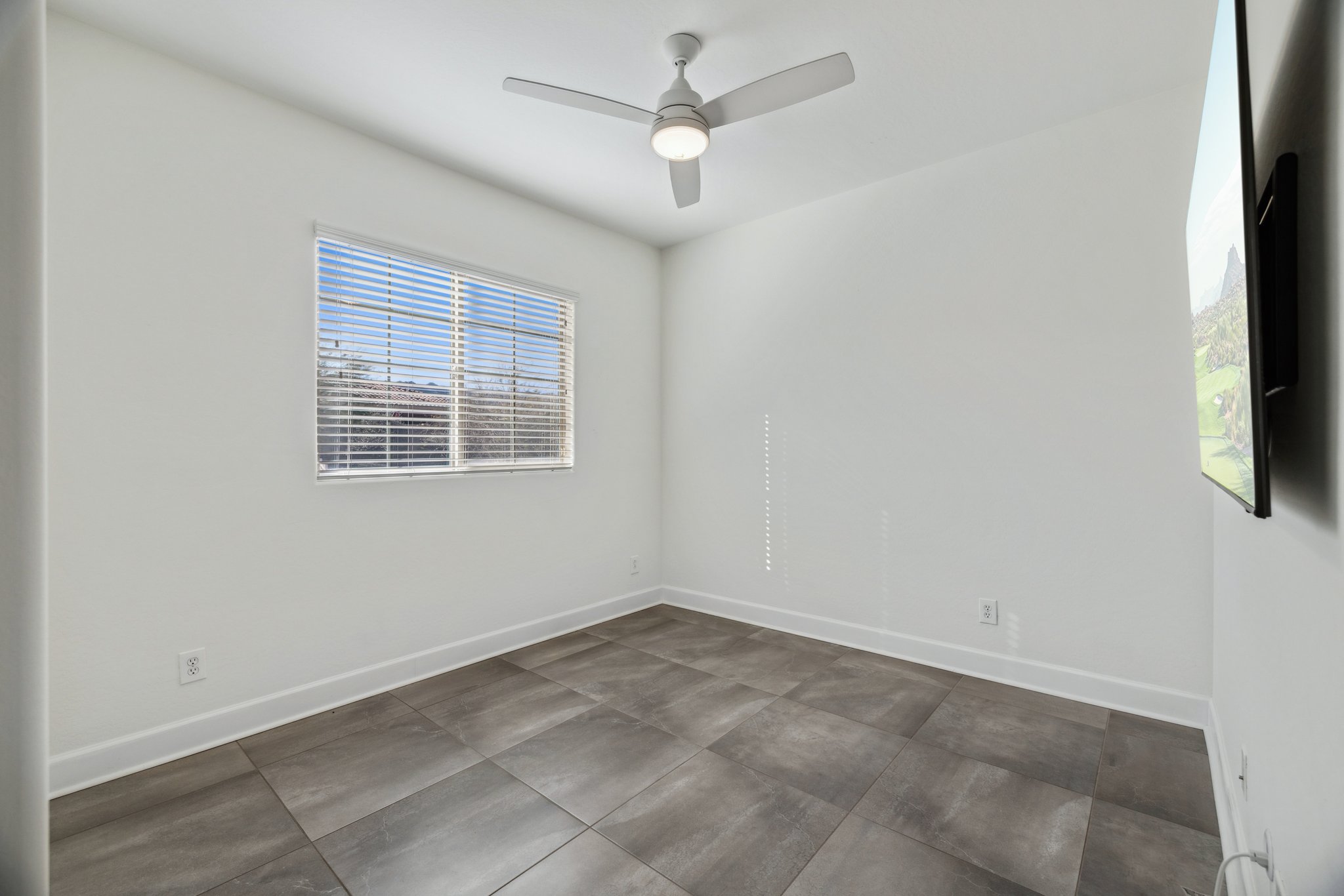 4446 N Golf Dr - 047.jpg