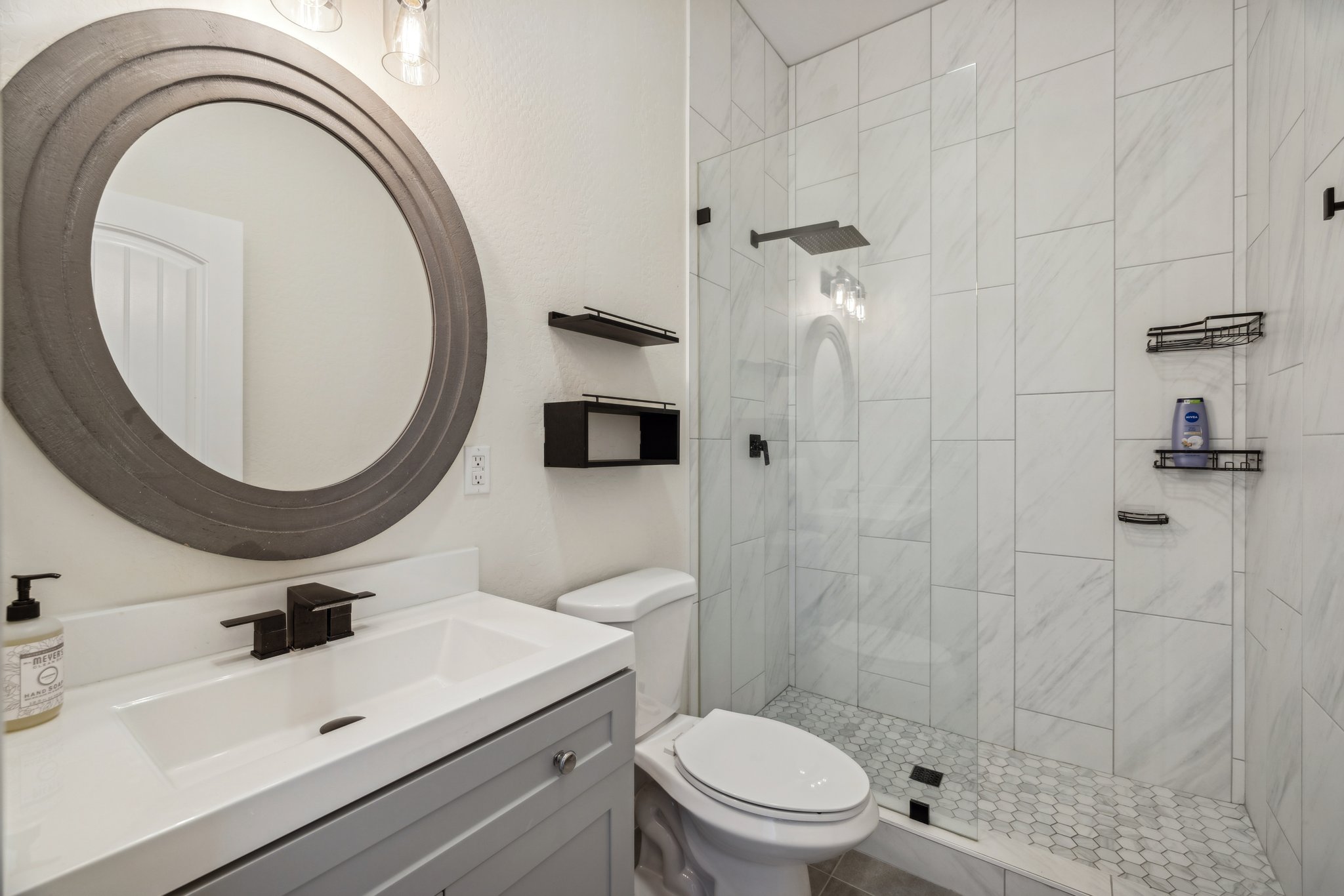 4446 N Golf Dr - 051.jpg