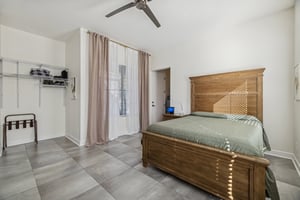 4446 N Golf Dr - 041.jpg