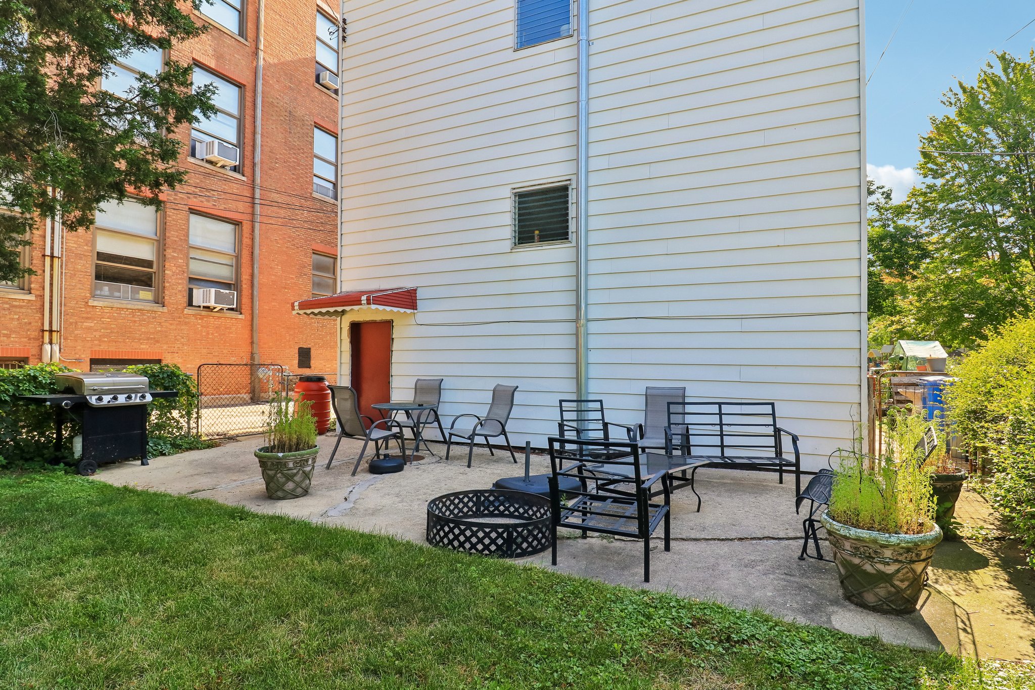 4446 N Lowell Ave Unit 3-S2407-025.jpg