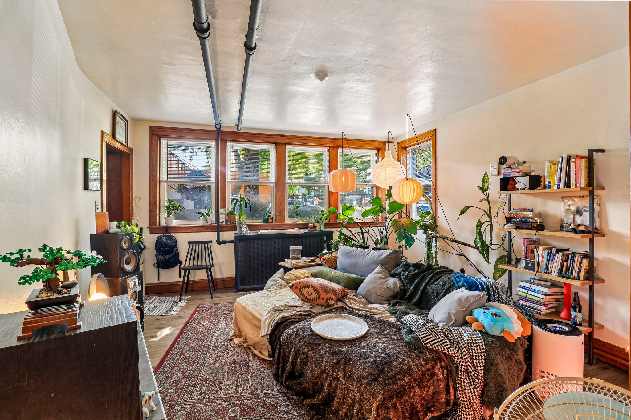 4446 N Lowell Ave Unit 1-S2407-002.jpg