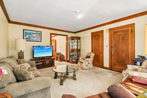 4446 N Lowell Ave Unit 2-S2407-002.jpg
