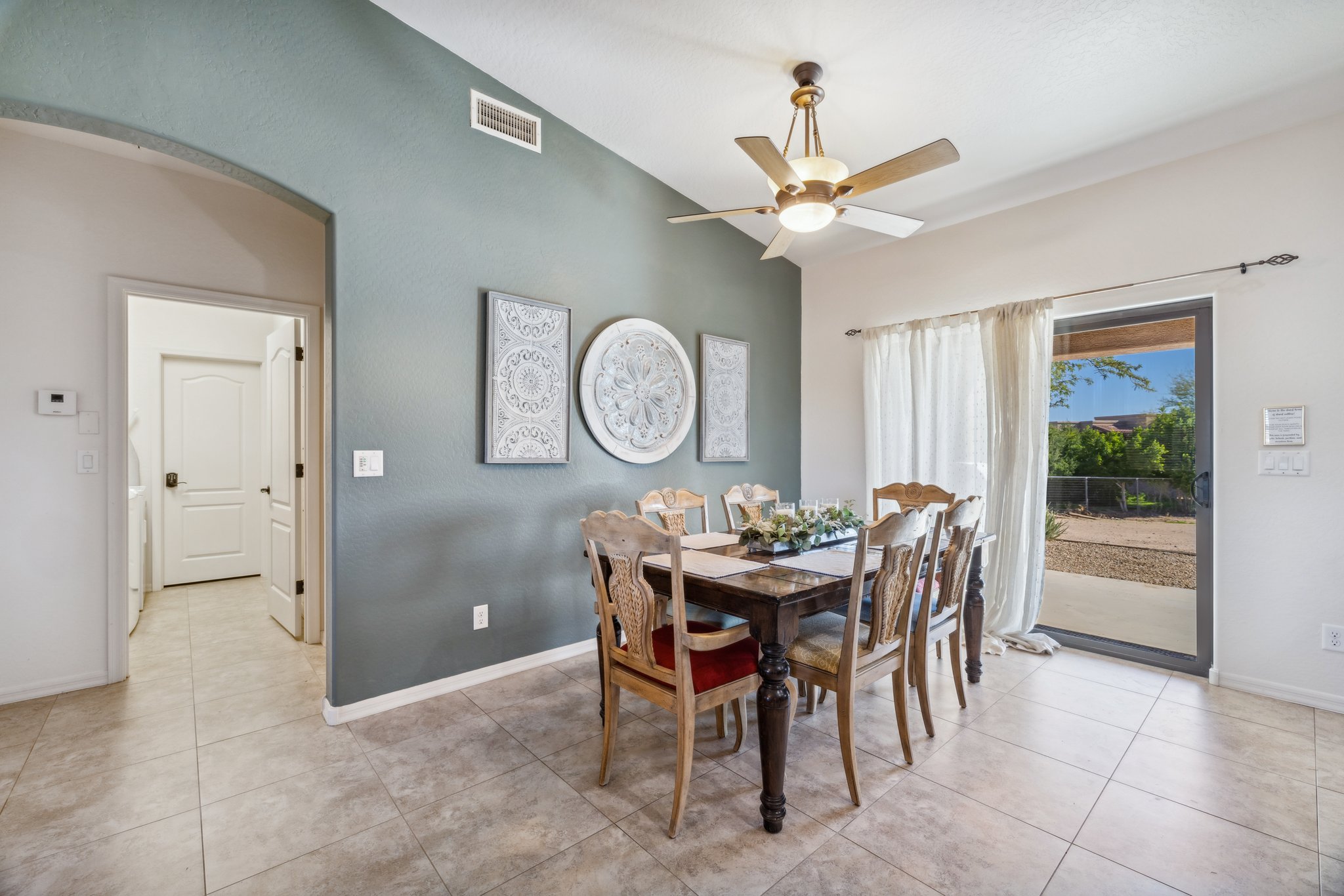 4447 E Red Bird Rd - 011.jpg