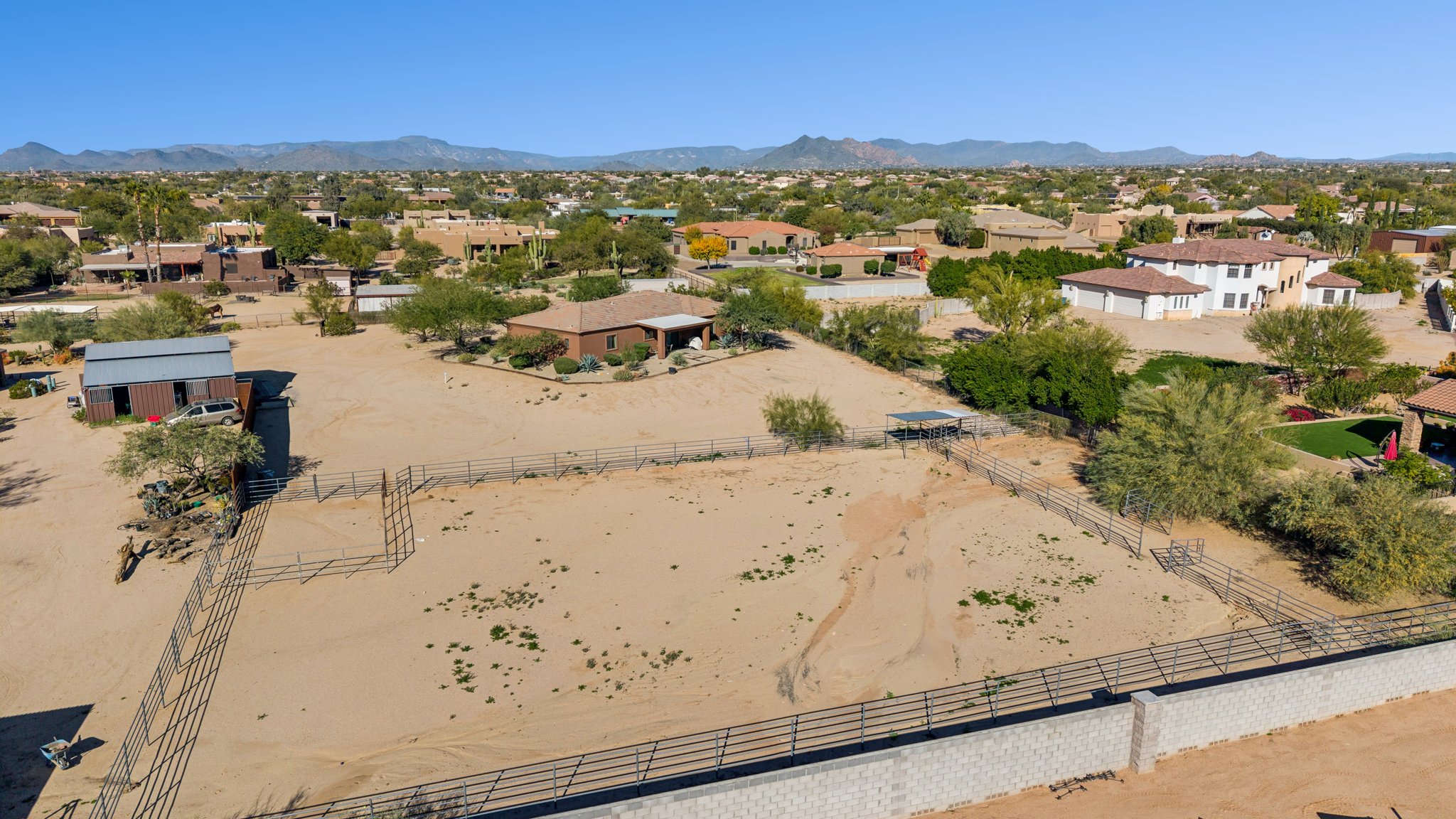 4447 E Red Bird Rd - 063.jpg