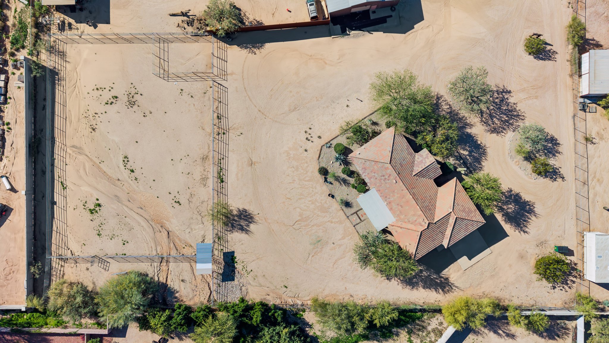 4447 E Red Bird Rd - 067.jpg