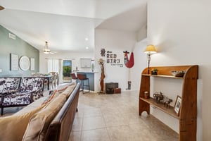 4447 E Red Bird Rd - 007.jpg