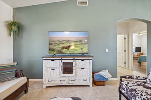 4447 E Red Bird Rd - 008.jpg